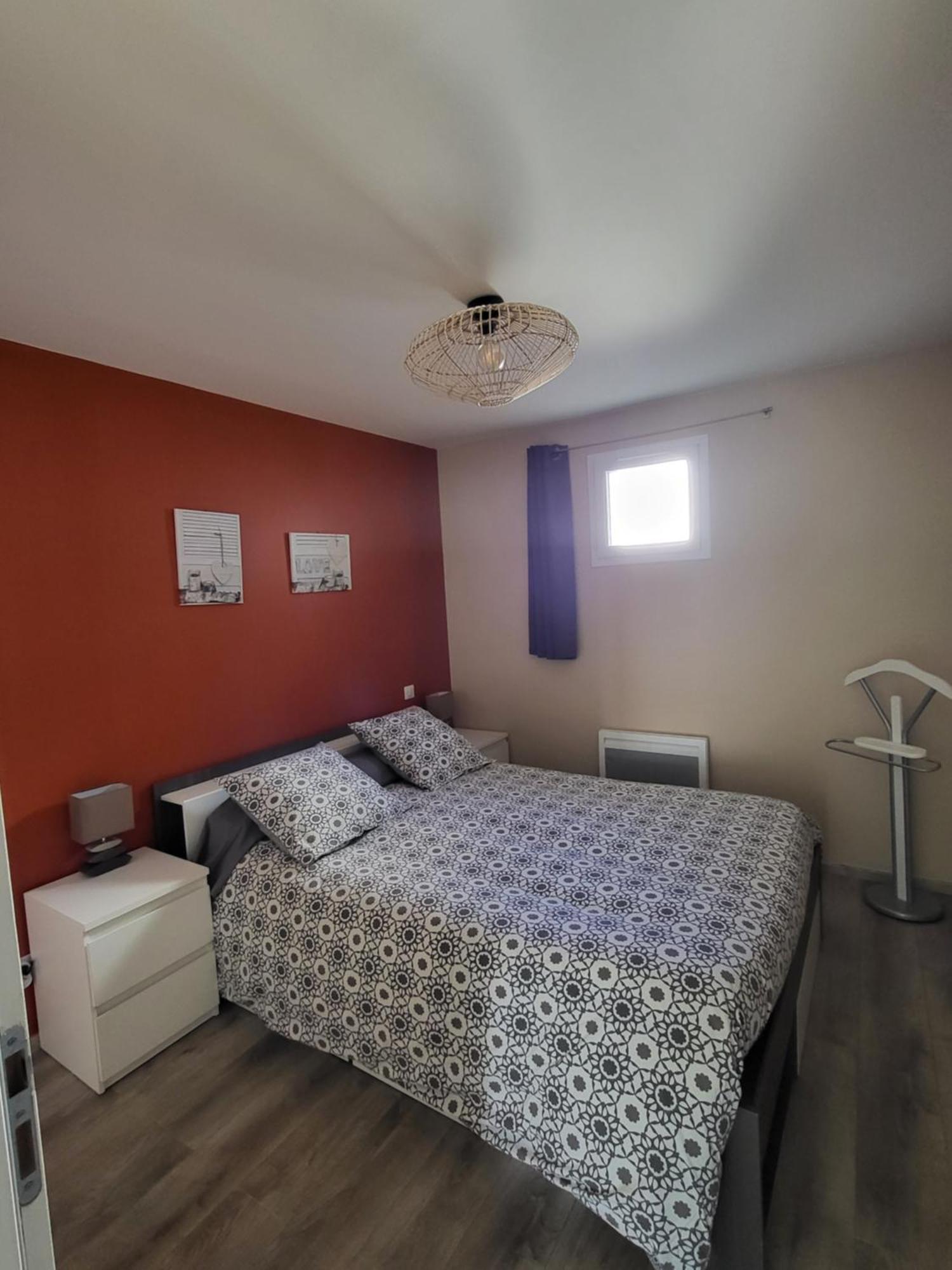 Le Touristic Appartements Люс-Сен-Совер Екстериор снимка