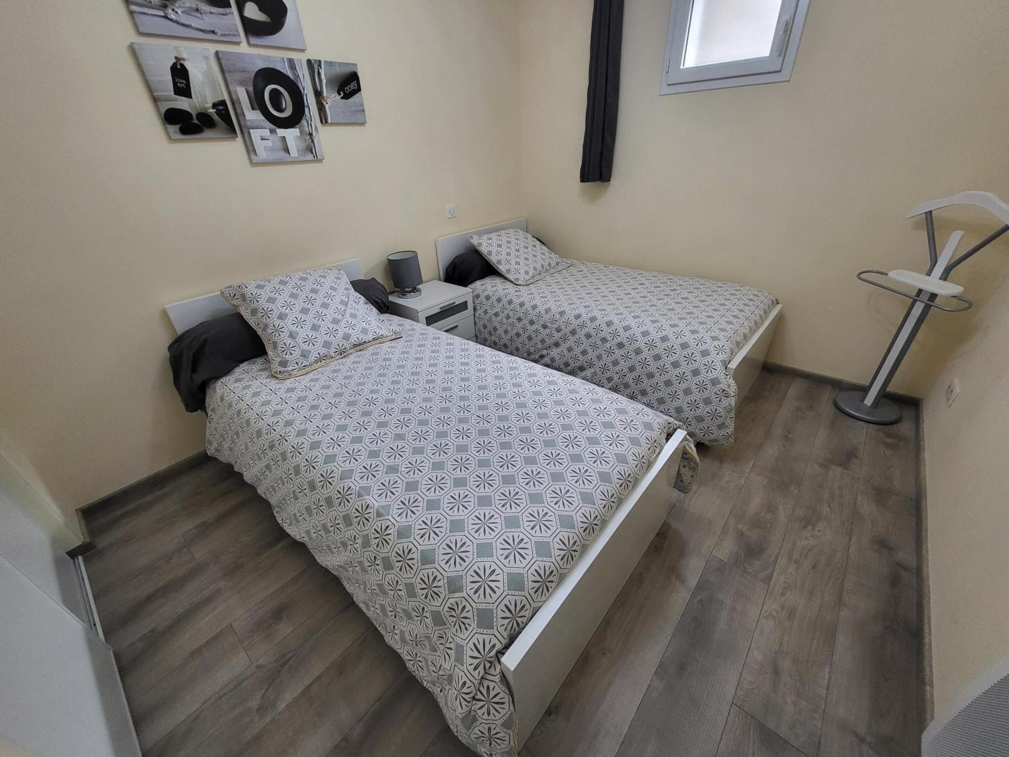 Le Touristic Appartements Люс-Сен-Совер Екстериор снимка