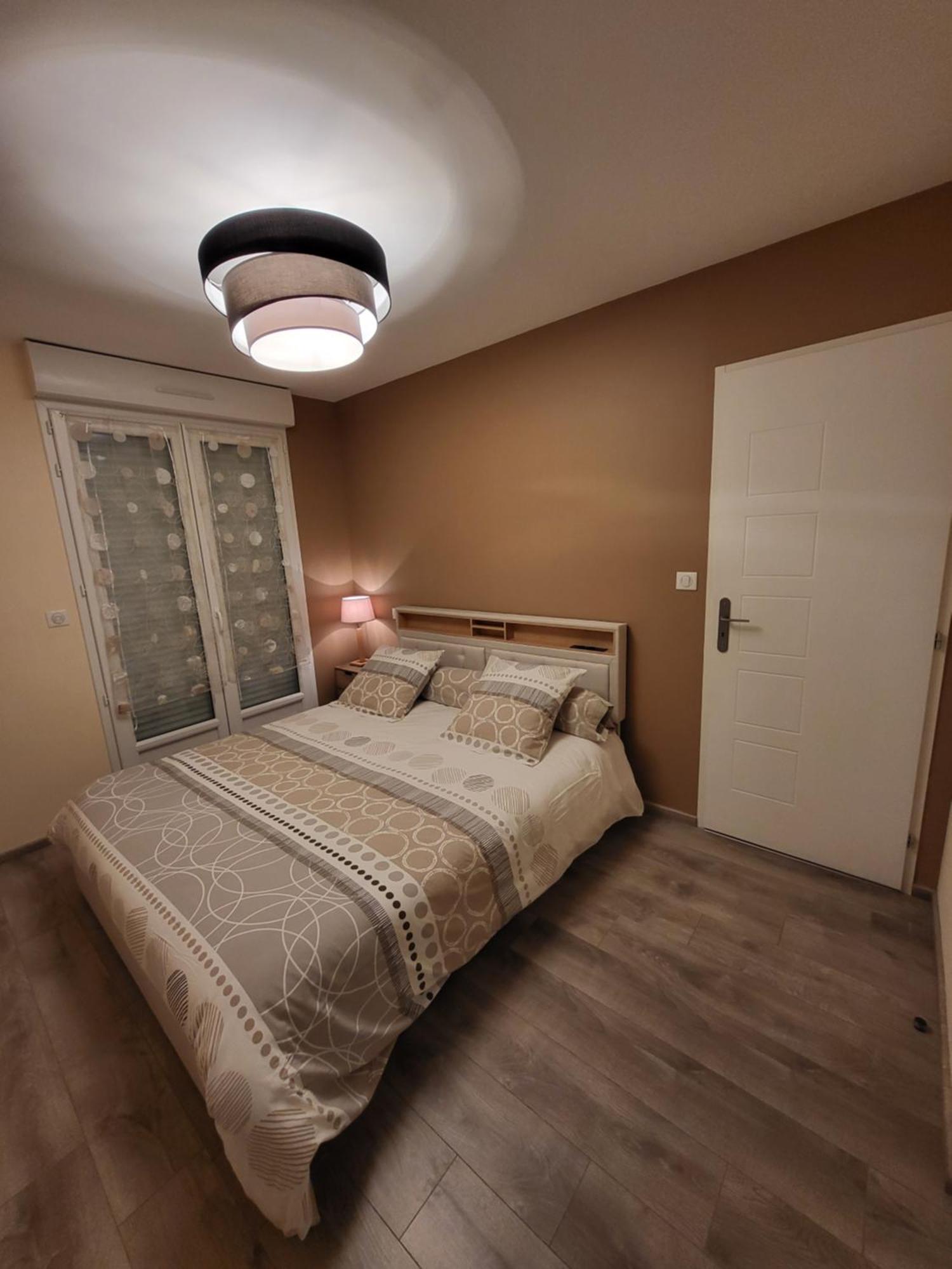 Le Touristic Appartements Люс-Сен-Совер Екстериор снимка