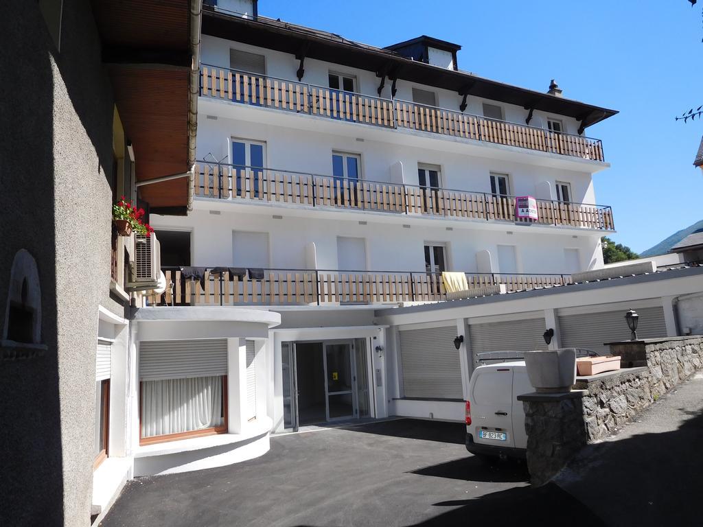 Le Touristic Appartements Люс-Сен-Совер Екстериор снимка